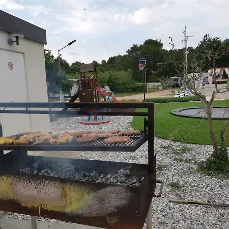 Kompleks wypoczynkowy Camper Umma Banjole