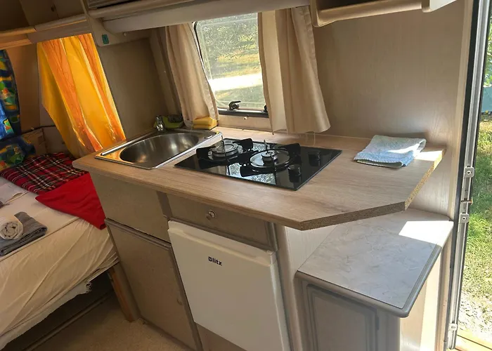 Camper Umma Banjole
