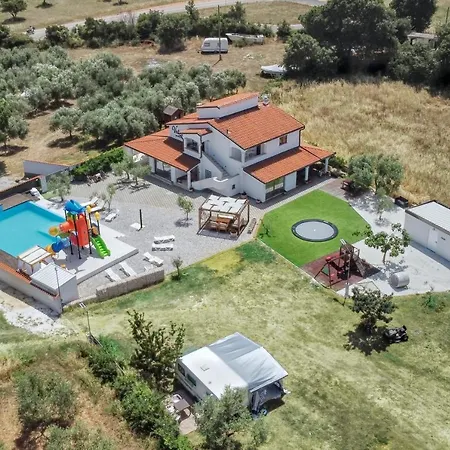 Prázdninový areál Camper Umma *