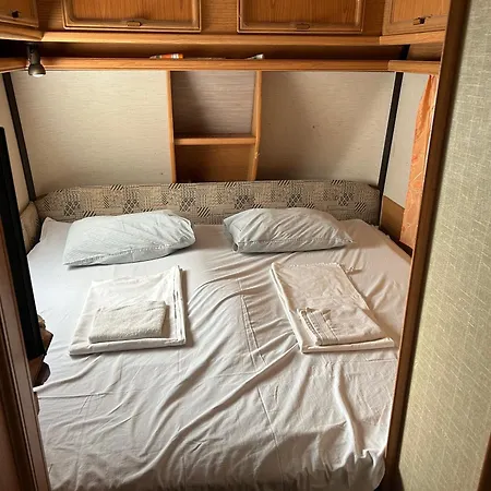 Camper Umma Banjole