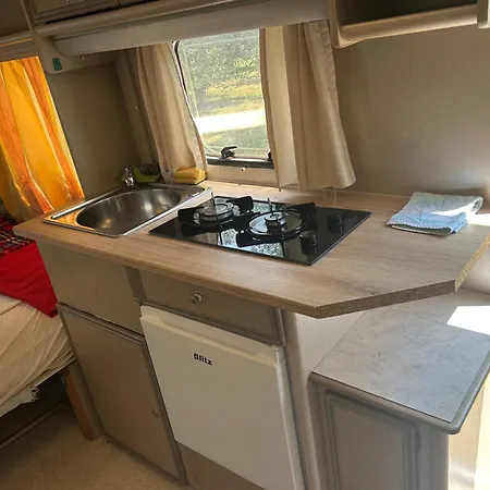 Camper Umma Banjole