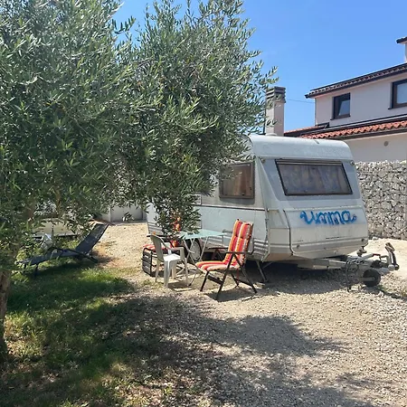 Camper Umma Park za odmor Banjole